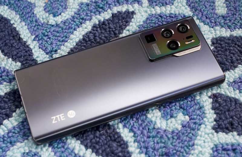 Điện thoại 6.7 inch ZTE Axon 30 Ultra 