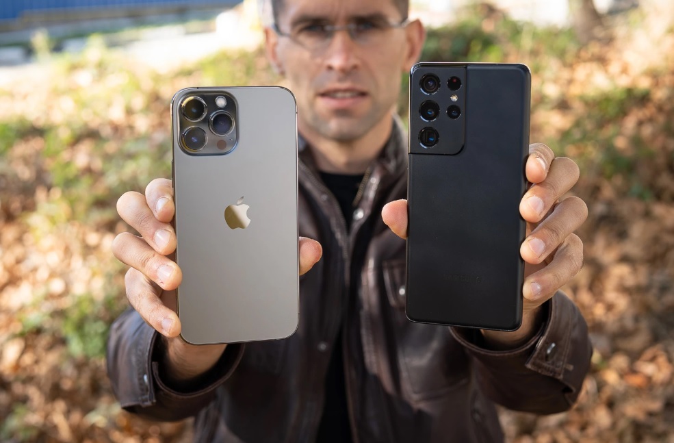 So sánh điện thoại iPhone 13 Pro Max vs Galaxy S21 Ultra