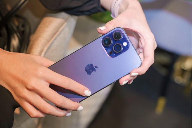 iPhone 14 Pro Max tiếp tục giảm giá